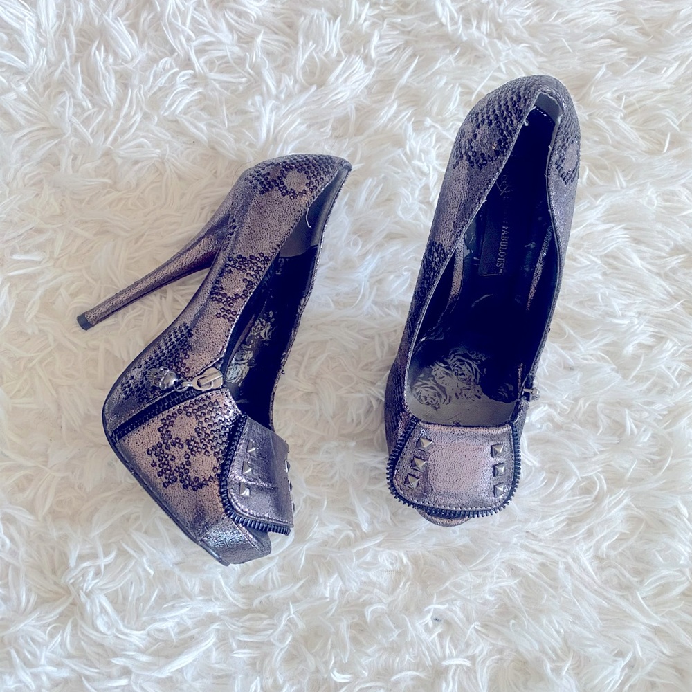 Skull heels